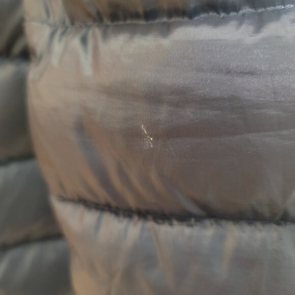 Andrew Marc Lightweight Premium Down Puffer Duck Feather Jacket sz M GUC Flaw - Picture 10 of 10